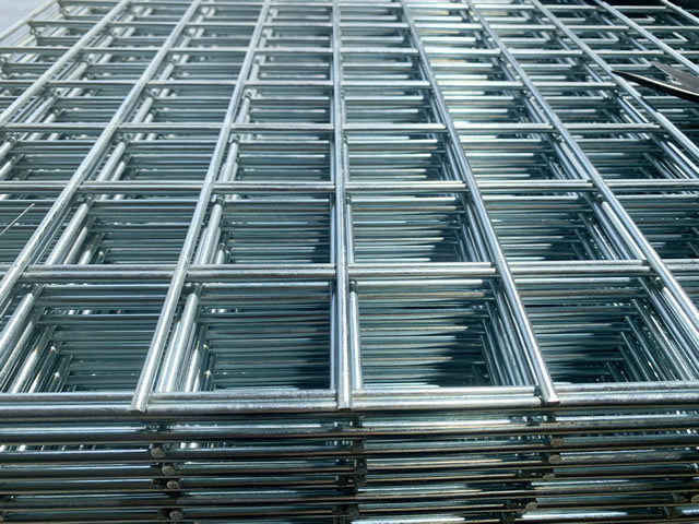 Electro Galvanized Welded Mesh Panel